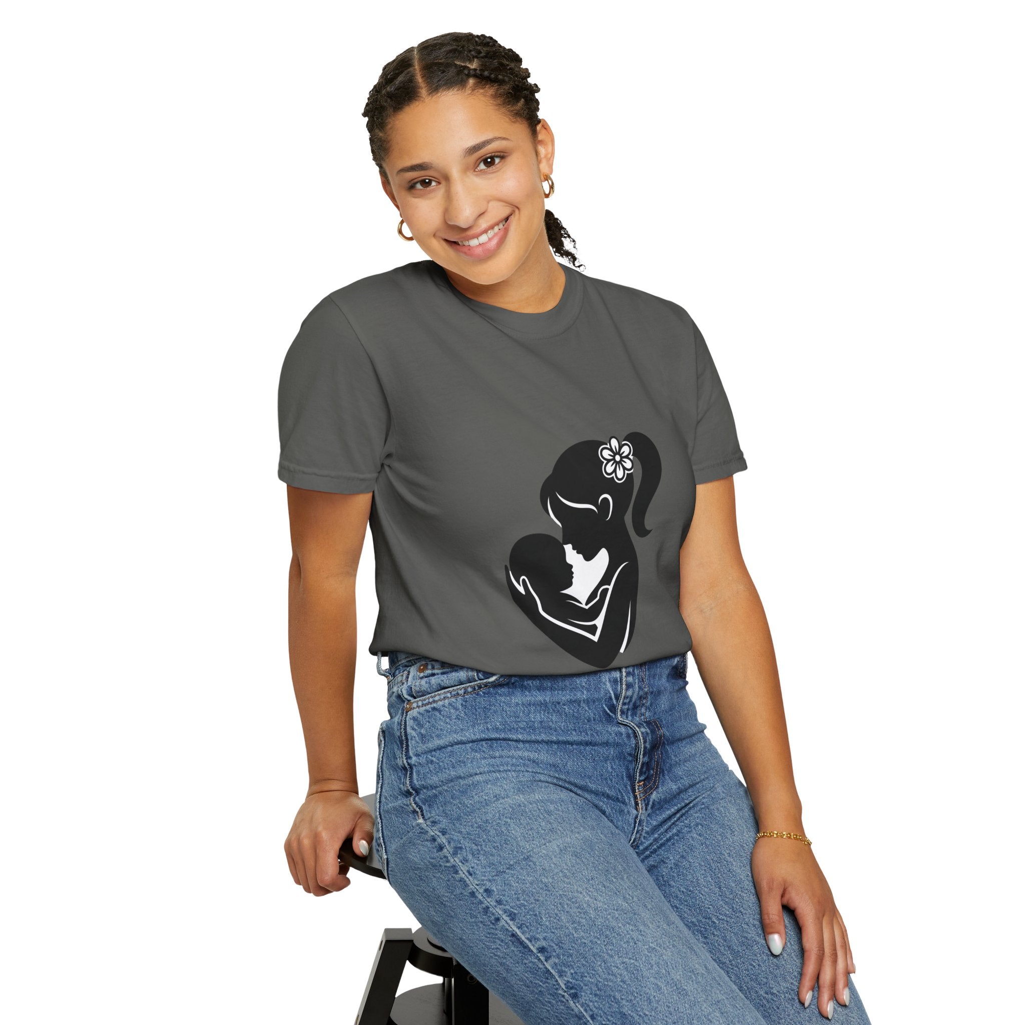 Mom and Baby Silhouette T-Shirt — Nursing & New Mom Gift