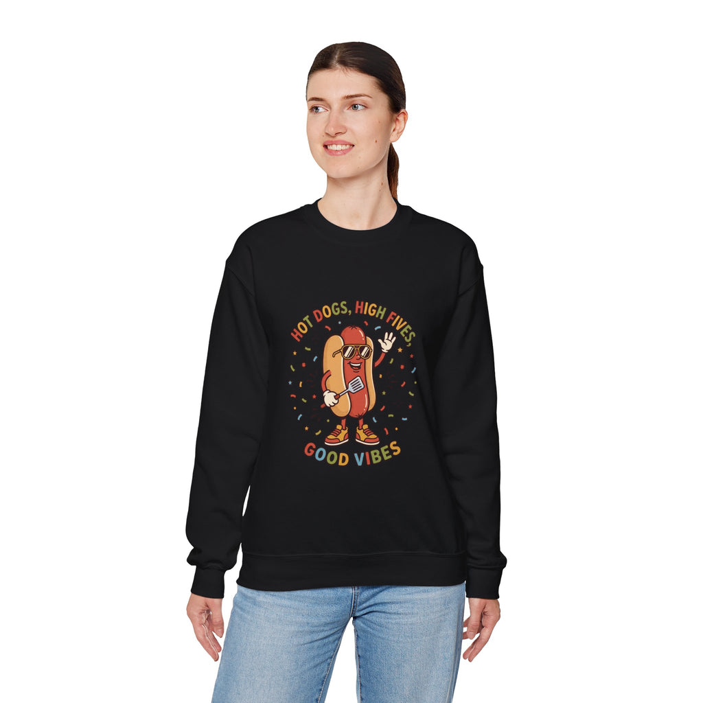 Hot Dog, High Five Rundhals-Sweatshirt | BBQ Vierter Juli, Retro Patriotische Hot-Dog-Witze