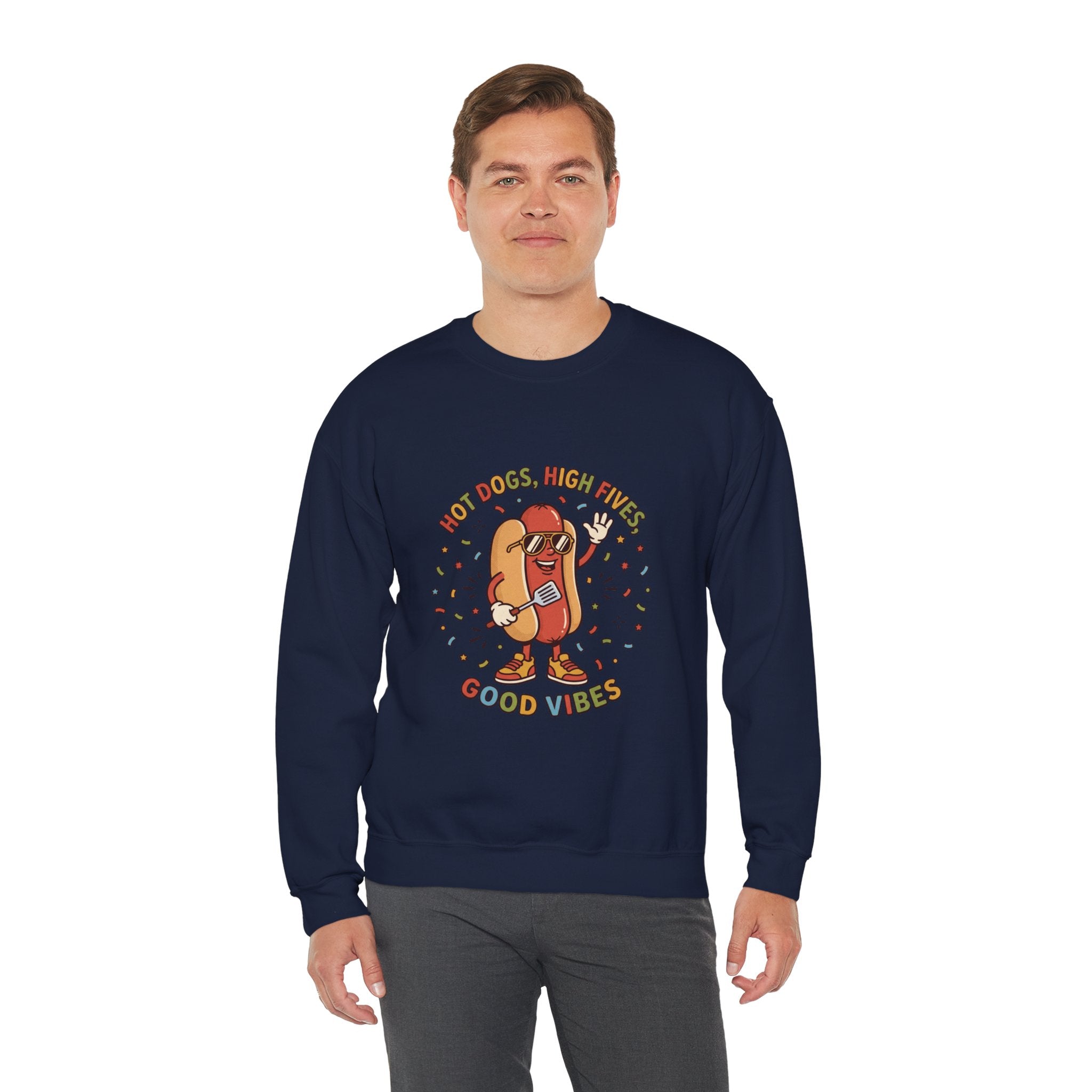 Hot Dog, High Five Rundhals-Sweatshirt | BBQ Vierter Juli, Retro Patriotische Hot-Dog-Witze
