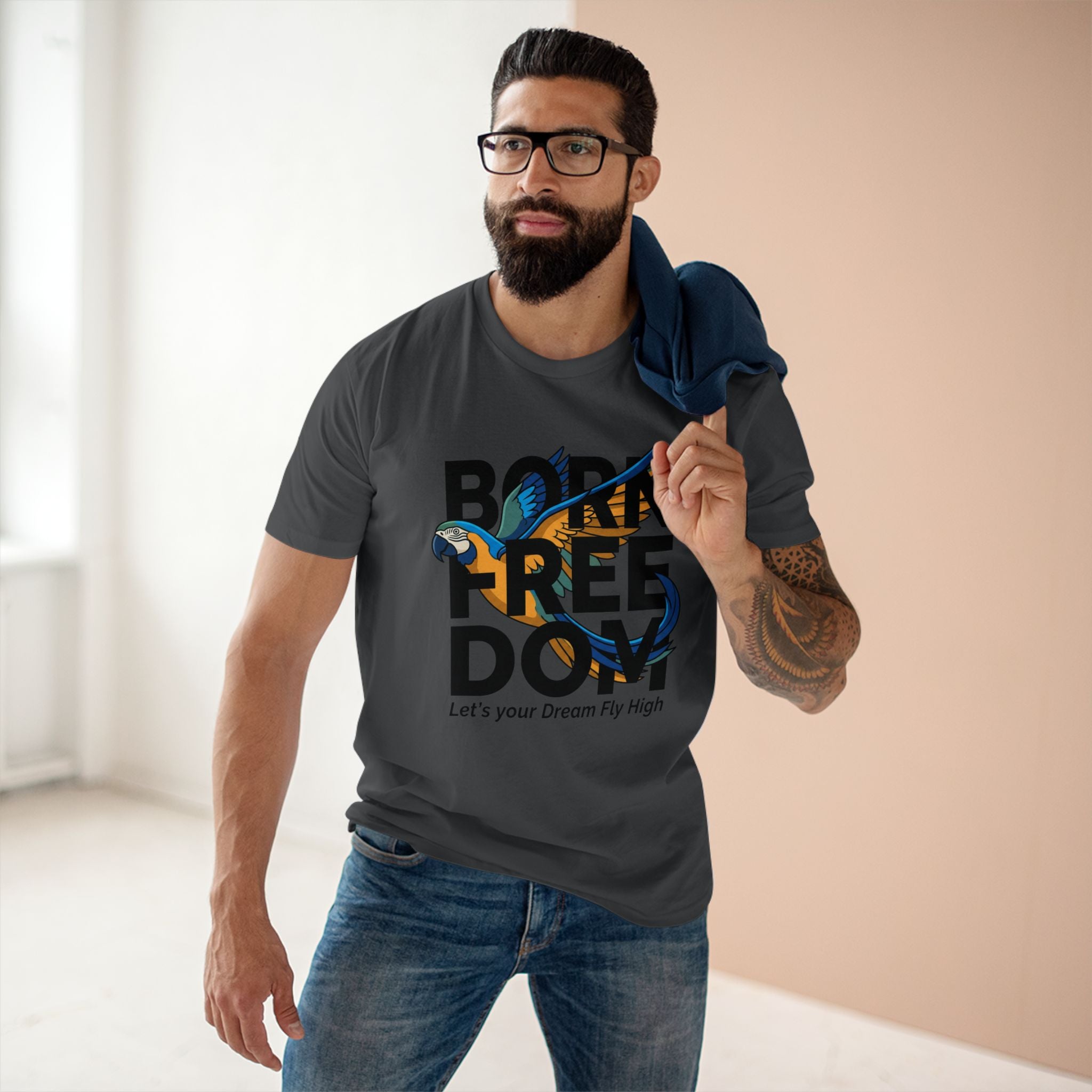 Let's Your Dream Fly High" Parrot Graphic T-Shirt