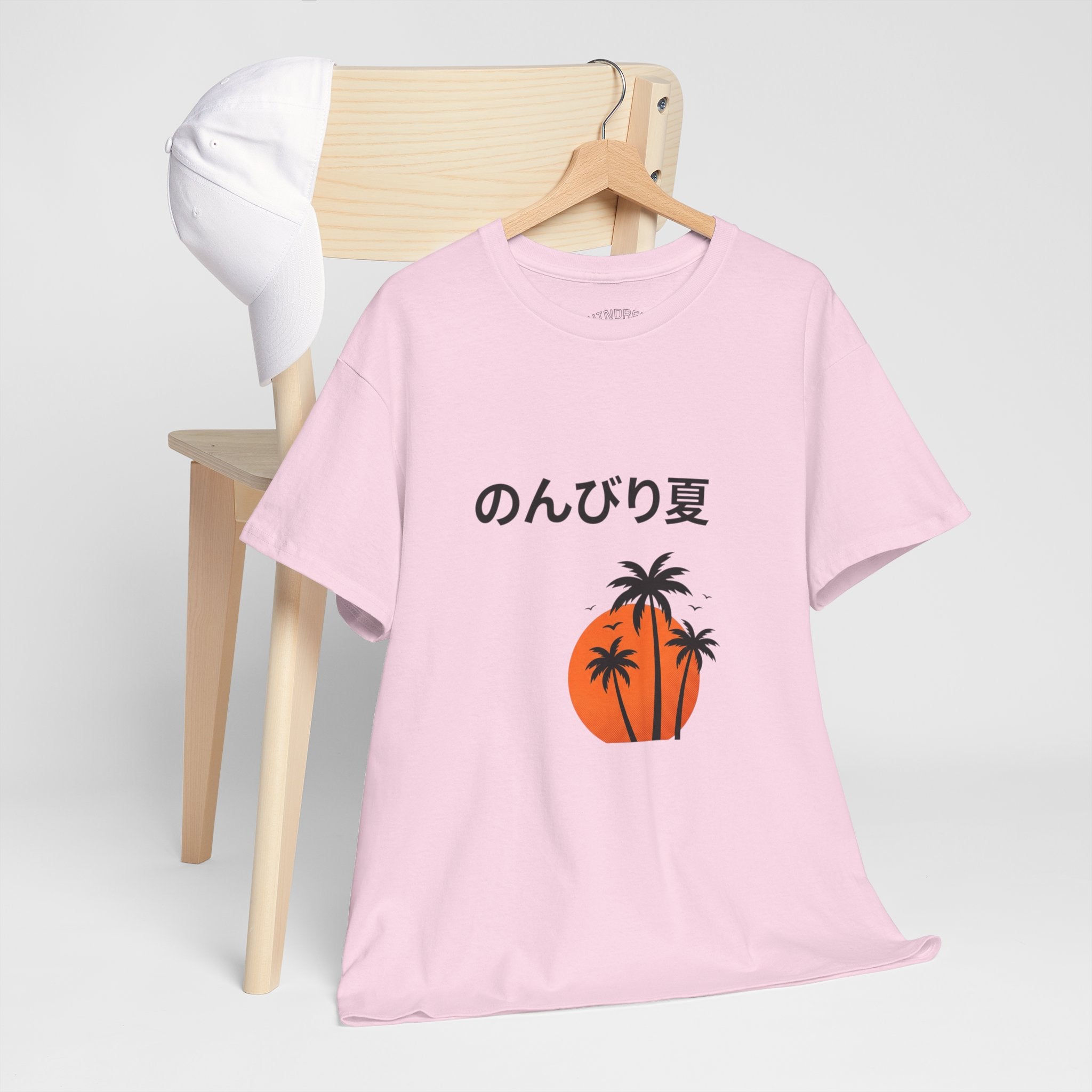 Japanese 'のんびり夏' Palm Sunset Tee — Relaxed Summer Vibe T-Shirt