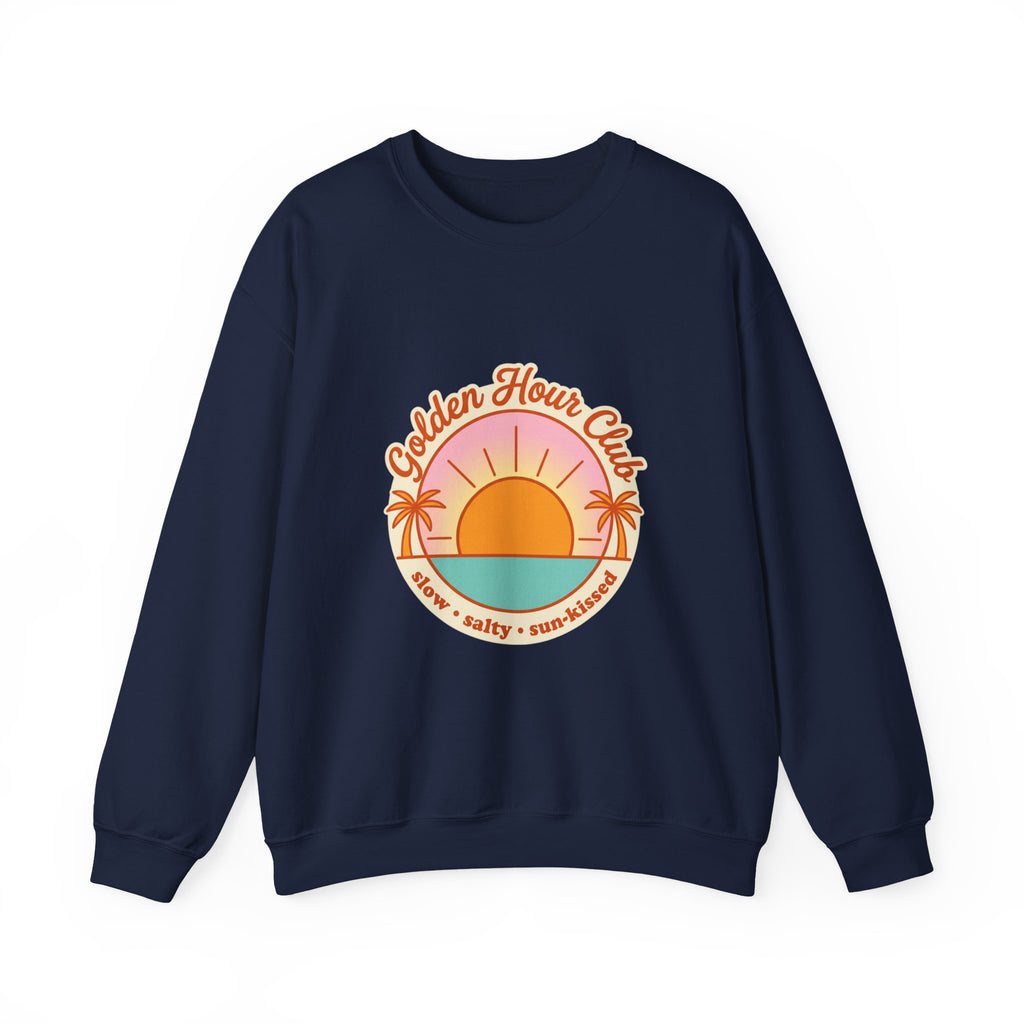 Golden Hour Club Sweatshirt | Sommer-Ästhetik, Küsten-Vibes, Retro-Pastell