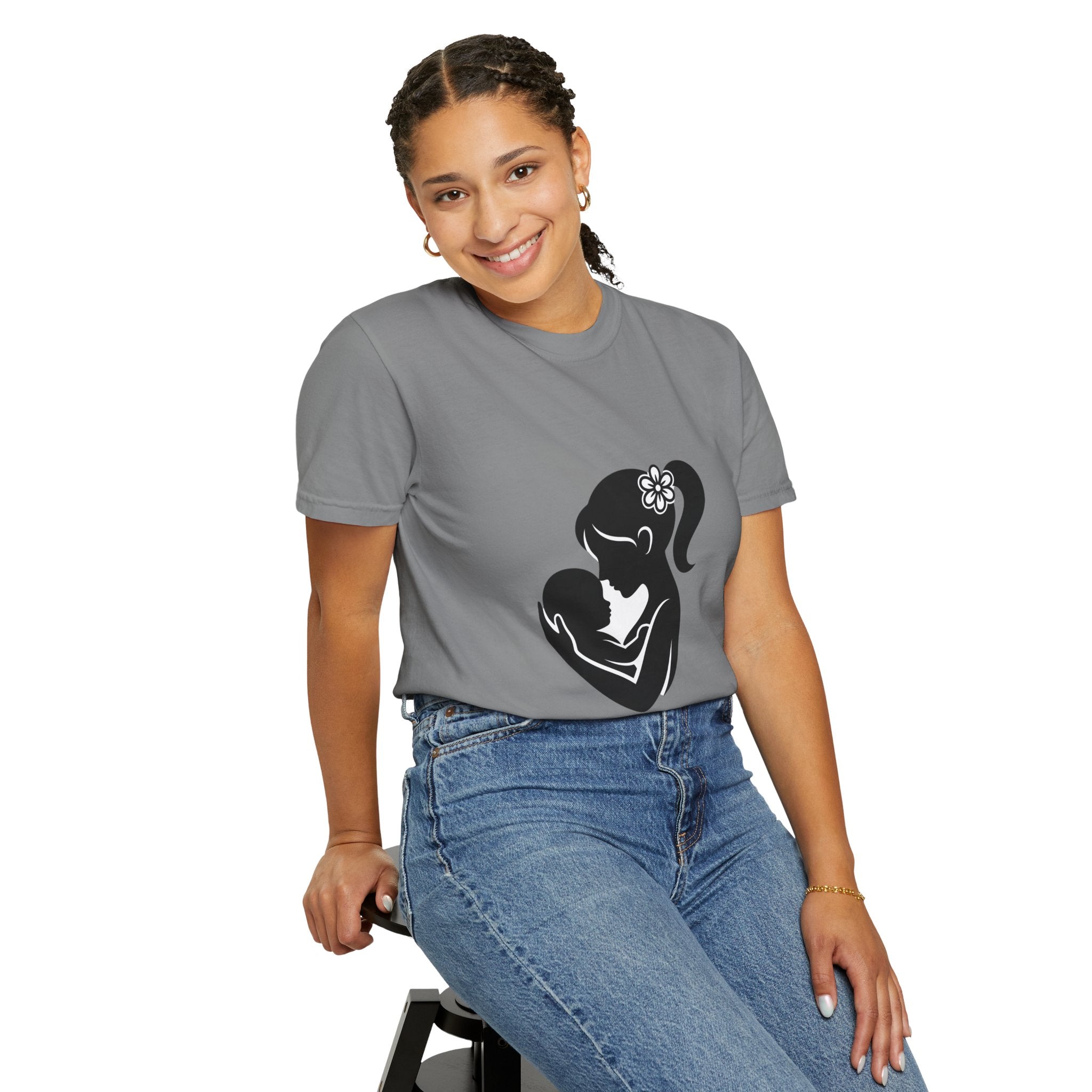 Mom and Baby Silhouette T-Shirt — Nursing & New Mom Gift