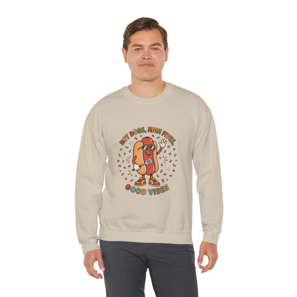 Hot Dog, High Five Rundhals-Sweatshirt | BBQ Vierter Juli, Retro Patriotische Hot-Dog-Witze
