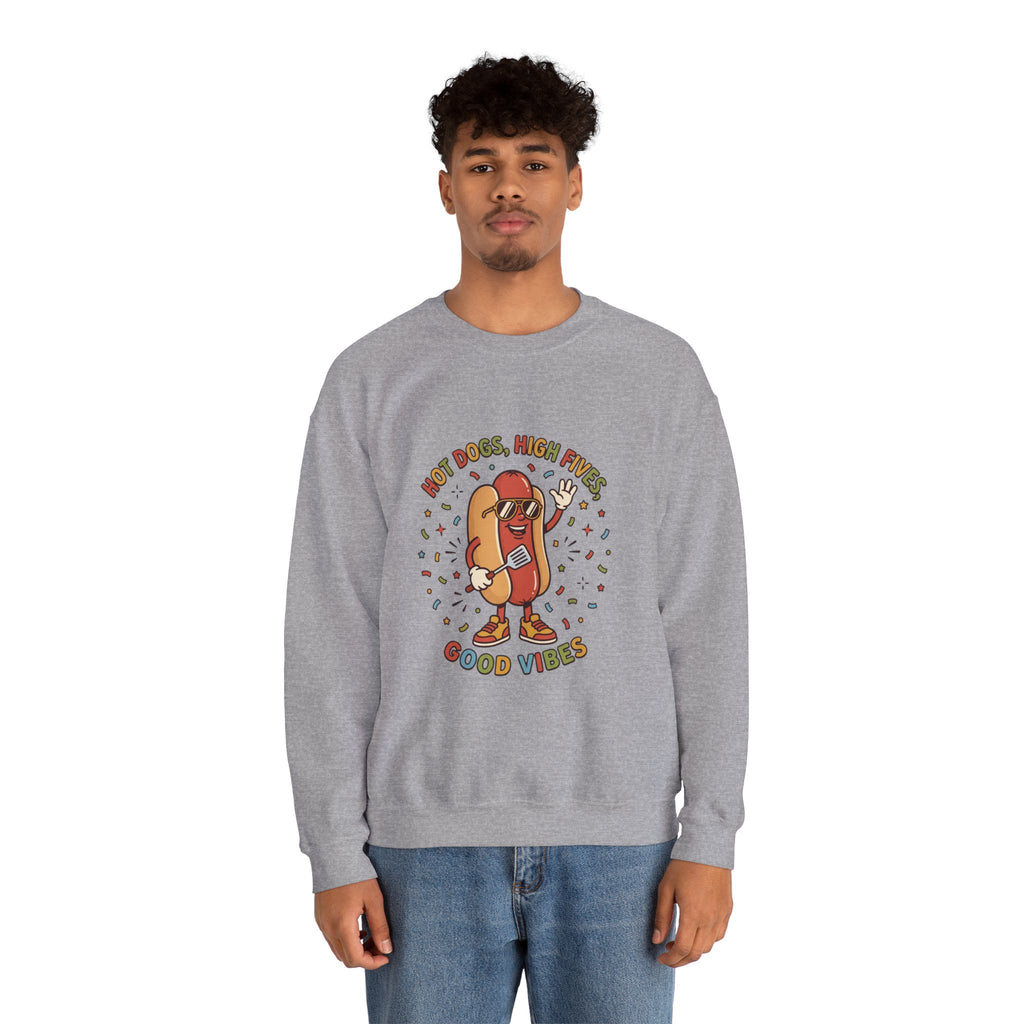 Hot Dog, High Five Rundhals-Sweatshirt | BBQ Vierter Juli, Retro Patriotische Hot-Dog-Witze